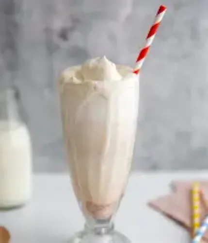 Vanilla Milk Shake with Ice Cream